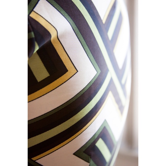 Loft 70s Pattern Dress - Picture 5 of 6